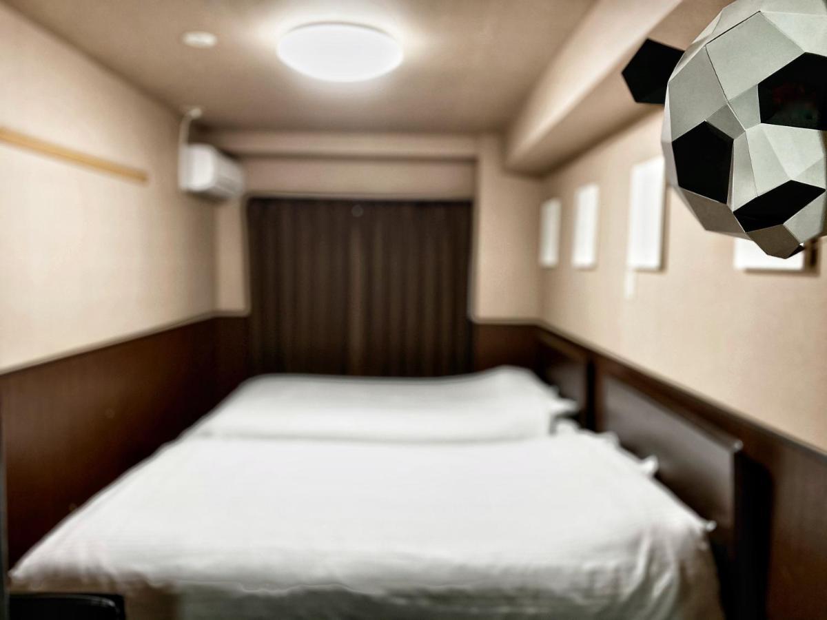 Root2 Coffee & Hostel Киото Екстериор снимка